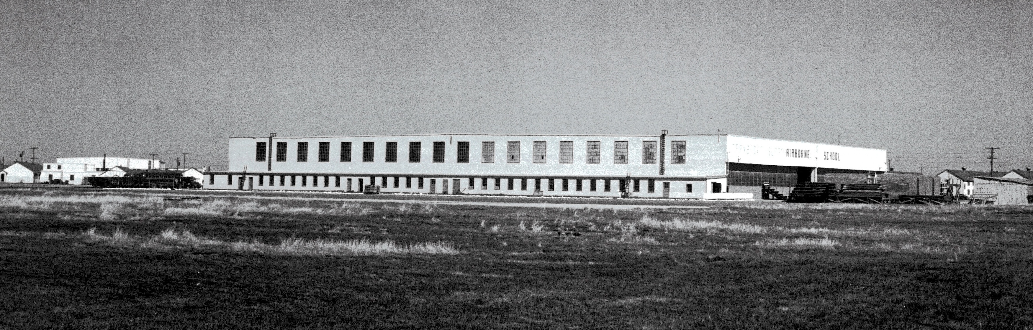 Hangar 5 in 1951